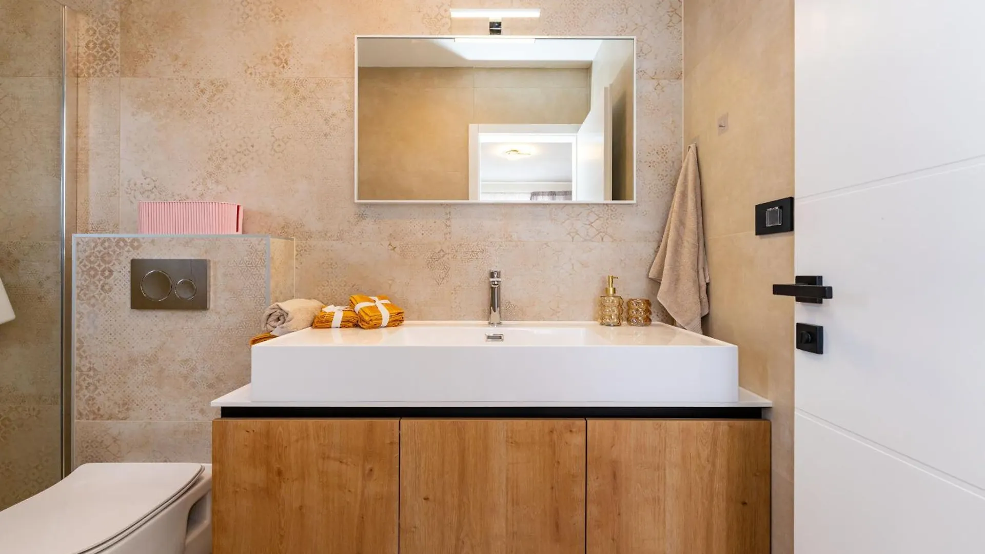 My Dalmatia - Villa Fine Touch With Jacuzzi Biograd Na Moru Semesterbostad